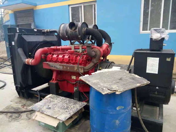 乌当关于柴油发电机组水箱污垢的产生与清理